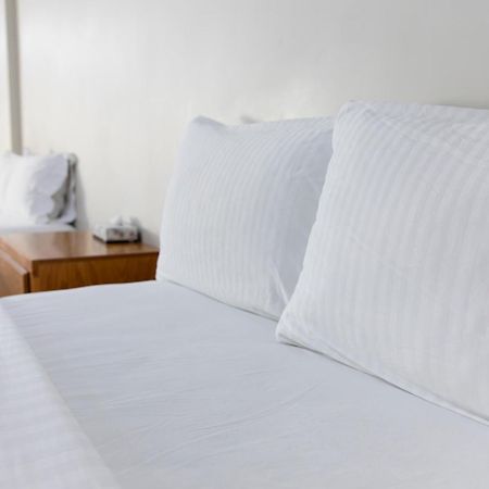 La Huerta Inn & Suites Cuauhtémoc Zewnętrze zdjęcie