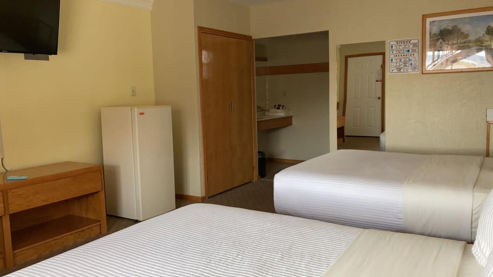 La Huerta Inn & Suites Cuauhtémoc Pokój zdjęcie